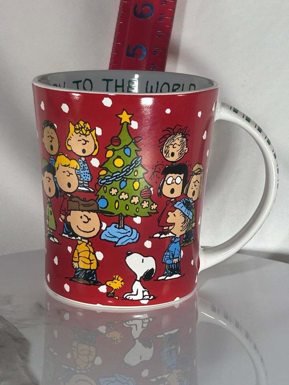 Peanuts Christmas Mug Joy To The World Gibson Overseas CHINA 4.25" tall